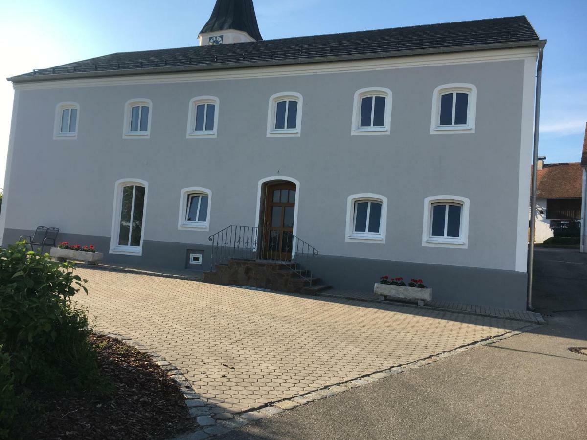 Ferienwohnung Zum Dorfwirt Riedenburg Extérieur photo